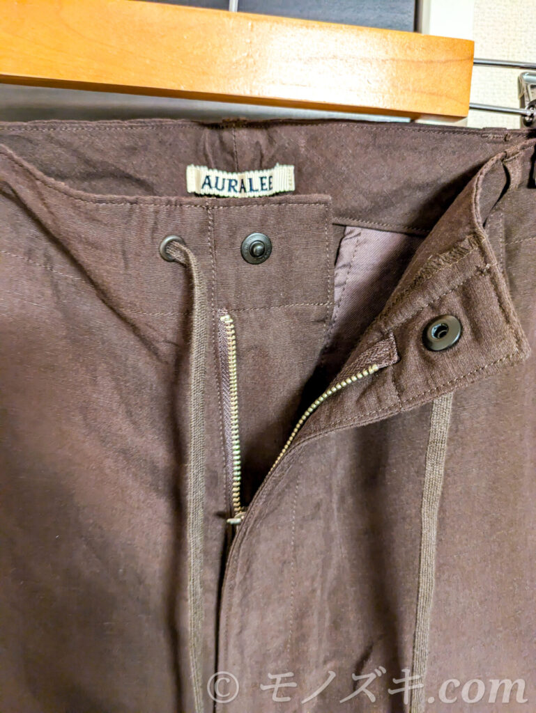 AURALEE HIGH DENSITY FINX LINEN WEATHER FIELD PANTS ウエストどーろーストリング スナップボタン